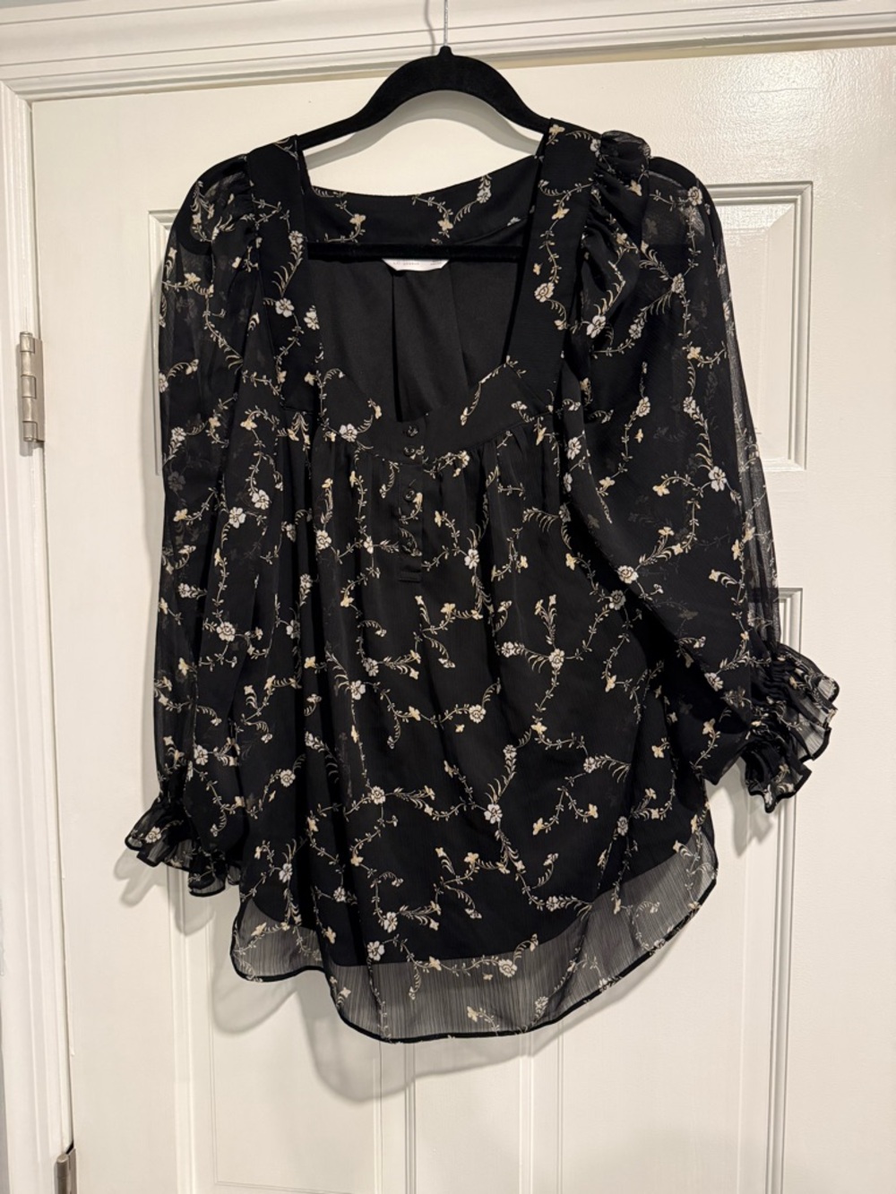 Lauren Conrad Black Floral Sheer Blouse - Elegant Floral Print size Large